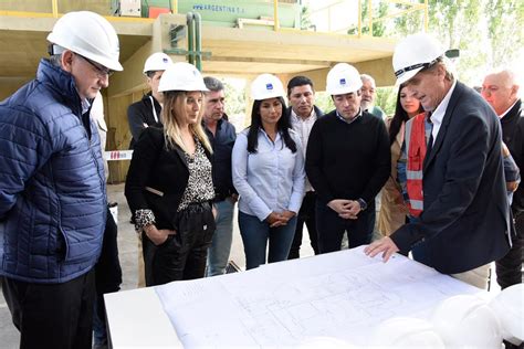 Correa Nardini Y Malena Galmarini Supervisaron Obras En Malvinas