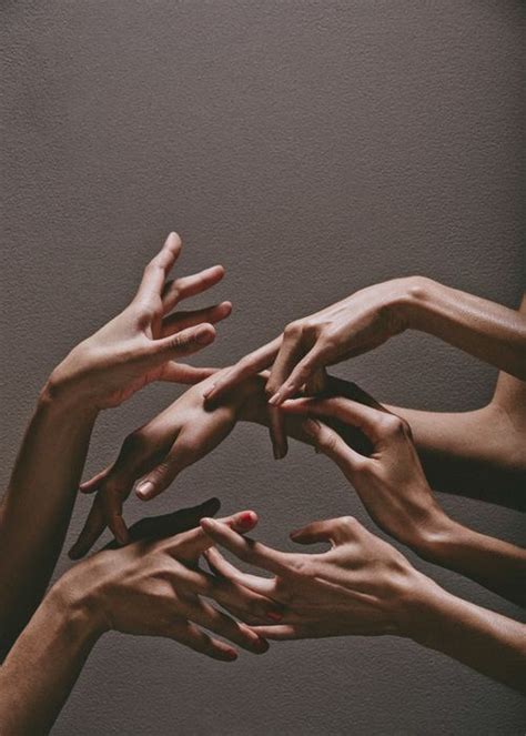 pinterest ☆ hollyliangg | Hand photography, Hand reference, Hand ...