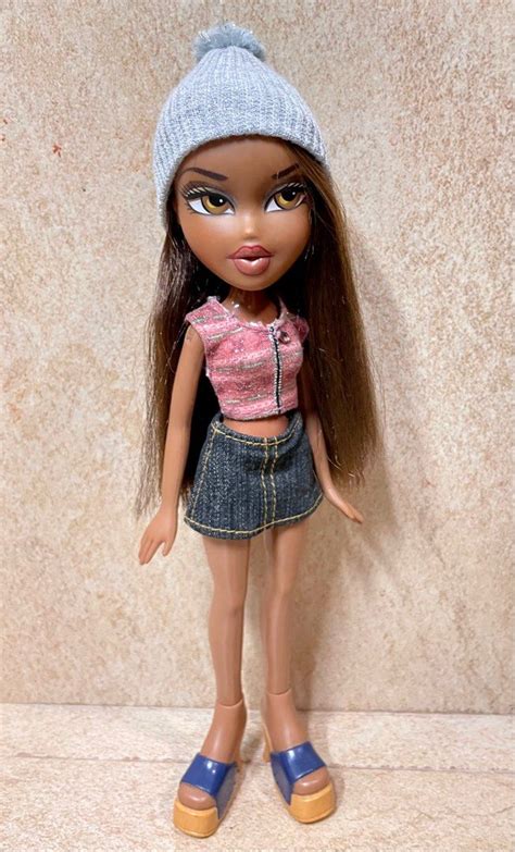 Bratz Strut It Sasha Hobbies Toys Toys Games On Carousell