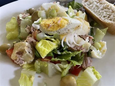 How To Make Homegrown Salad Niçoise Wellness Gardens