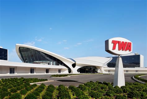 Twa Hotel At Jfk Airport Retro Airport Property Opens In New York