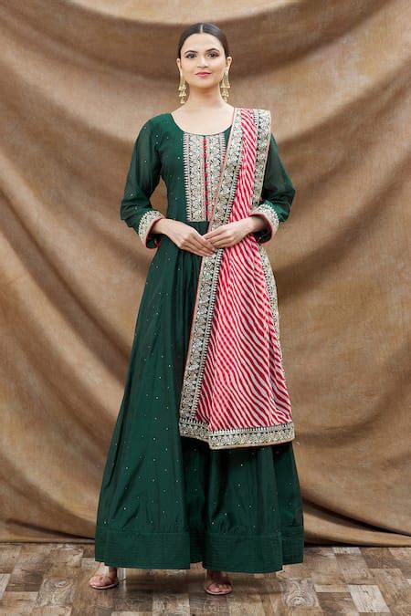 Buy Green Anarkali Chanderi Embroidered Aari Round Set For Women By