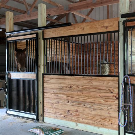 Horse Stalls Horse Stall Systems Ramm Horse Fencing And Stalls