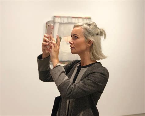 How To Use Instagram as an Artist