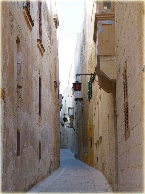Avenida Doutor Fernando Couto Malta - Viajar só?: No centro/ sul da ilha (Malta)