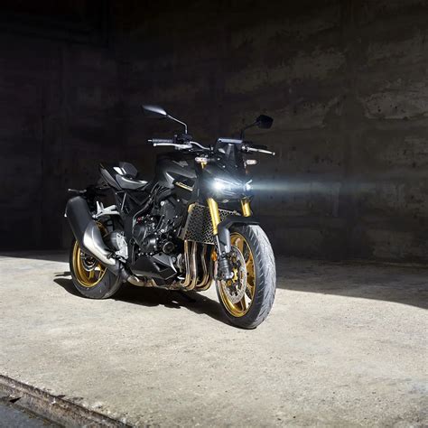 Honda Launches Naked Hornet SP