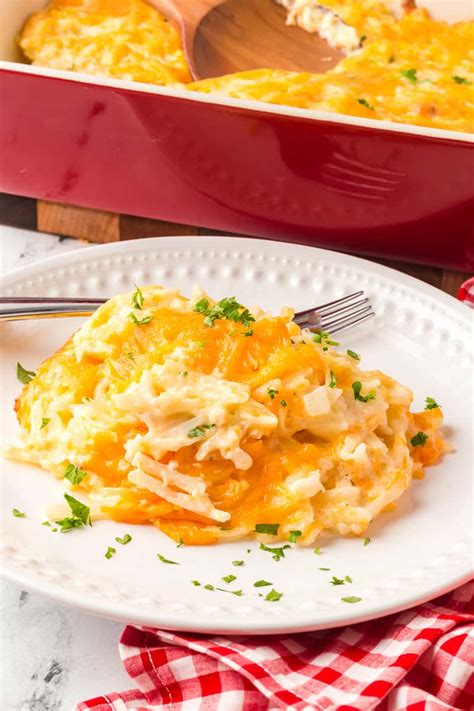 Copycat Cracker Barrel Cheesy Hashbrown Casserole She S Not Cookin