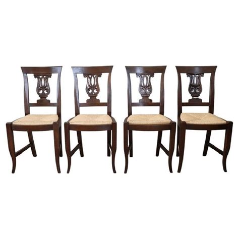 20th Century Walnut Wood Dining Chairs Set Of 4 In Antique Dining Chairs