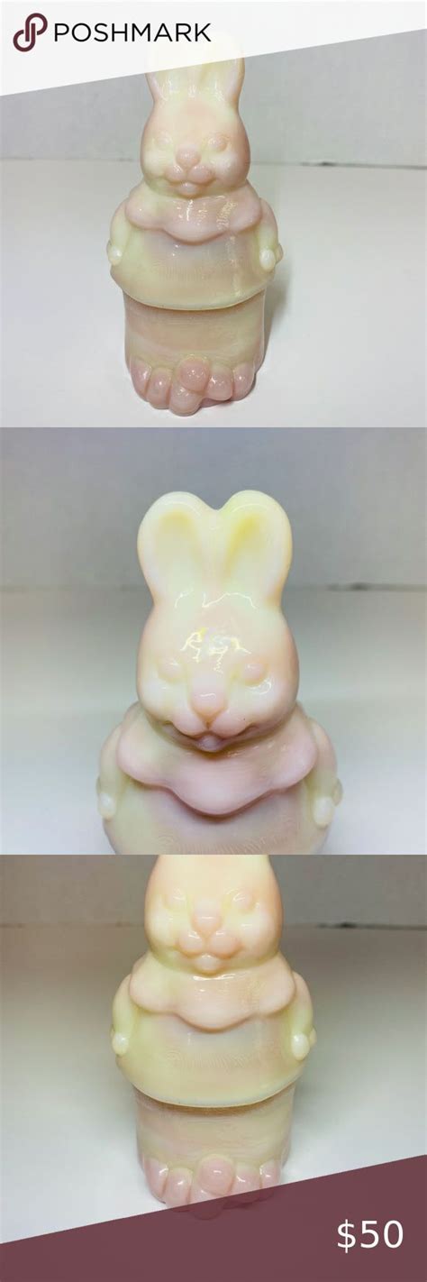 Fenton Custard Glass Easter Bunny Rabbit Trinket Box Pink Covered Dish Rare Easter Bunny