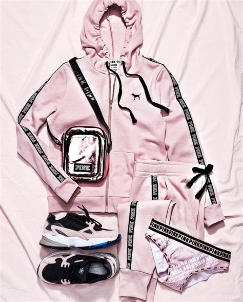 Pin By Christy Ballance On Fashion Sense Pink Outfits Victoria Secret