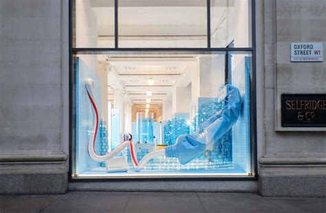 Frameweb Le Bleu Jacquemus Selfridges London