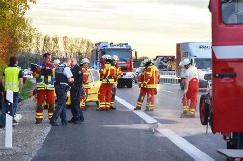 Bad Dürrheim Fahrzeugbrand entpuppt sich als Motorschaden Bad