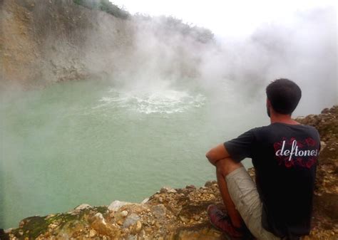 Hiking to Boiling Lake in Dominica - Ultimate Travel Guide