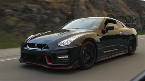 2017 Nissan GT R Nismo Review The R35 Gets A Makeover YouTube