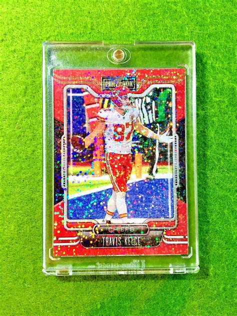 Travis Kelce WHITE SPARKLE PRIZM SP CARD CHIEFS SSP 2021 Playbook