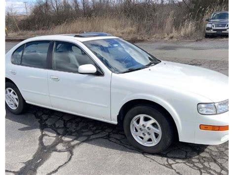 1999 Nissan Maxima For Sale ClassicCars CC 1712021