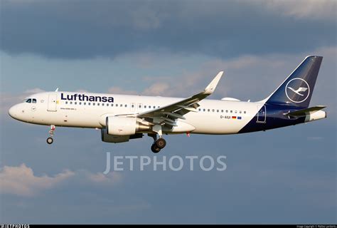 D AIUI Airbus A320 214 Lufthansa Matteo Lamberts JetPhotos