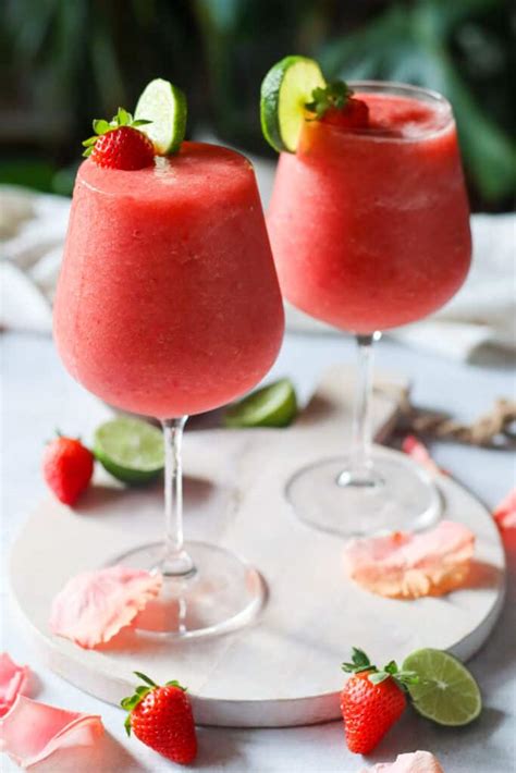 Easy Frosé Recipe Frozen Rosé Good Food Baddie