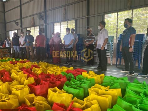 Penduduk Kopungit Terima Bakul Makanan Sumbangan Ketua Menteri Deasoka