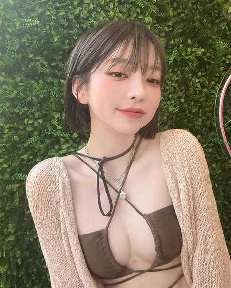 64 Ảnh Eimi Fukada bikini quyến rũ cập nhập mới nhất
