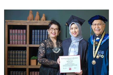 Foto Kisah Nyoman Lulusan Cumlaude Itb Yang Lolos Beasiswa Lpdp Ke Mit