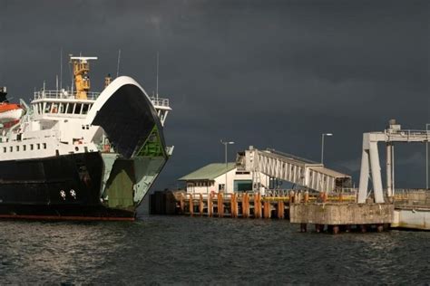 Ferry to Mull (Scotland) / ferry options - FerryGoGo