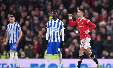 Premier League Ronaldo Si Sblocca Il Manchester United Batte Il