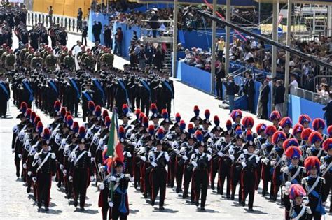 Roma 2 Giugno Festa Della Repubblica A Piazza Venezia Ecco Le