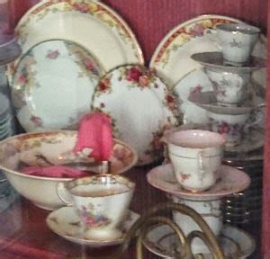 Dr. Dinnerware: Old Country Roses Dinnerware Spotted in Hogsmeade ...