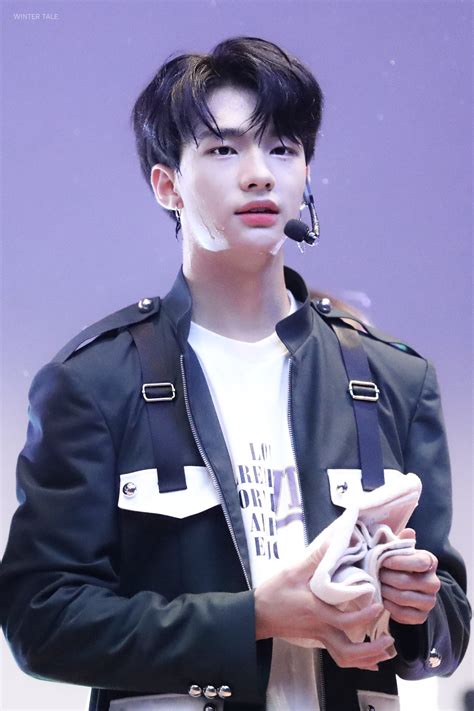 Hwang Hyunjin Pics 🌌 On Twitter © Winter Tale 180523 현진 황현진