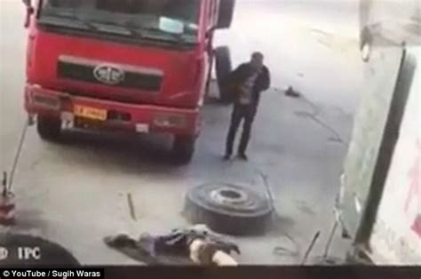 Truck Tyre Explosion Blasts Mechanic Into The Air In Video Daily Mail