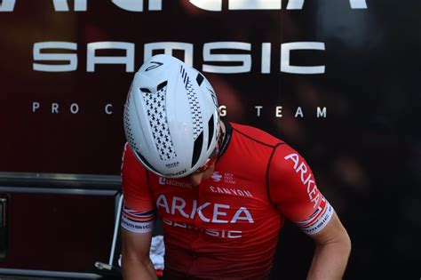 Team Arkéa Samsic on Twitter 𝗡𝗼𝘂𝘃𝗲𝗮𝘂𝘁𝗲 Casque 𝐄𝐤𝐨𝐢 édition