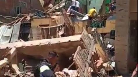 Los impactantes vídeos del terremoto de Ecuador edificios derrumbados