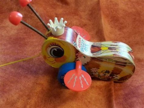 Fisher Price Queen Buzzy Bee 1950s Vintage Wooden Pull Along Toy