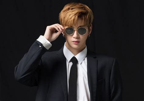 Kang Daniel, the trend continues...this time selected as an eyewear model