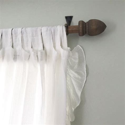 Simple [diy] farmhouse curtain rods | Farmhouse curtain rods, Simple ...