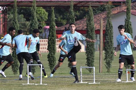 Entrenamiento Selección Colombia Masculina Previo Al Conmebol Sub 20