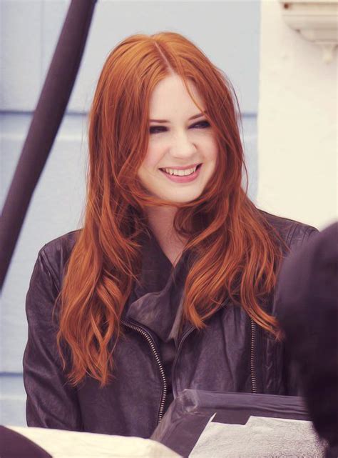 Karen Gillans Hair