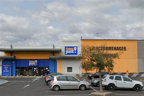 Clermont Ferrand Ce Supermarch Hard Discount Ferme D J Ses Portes