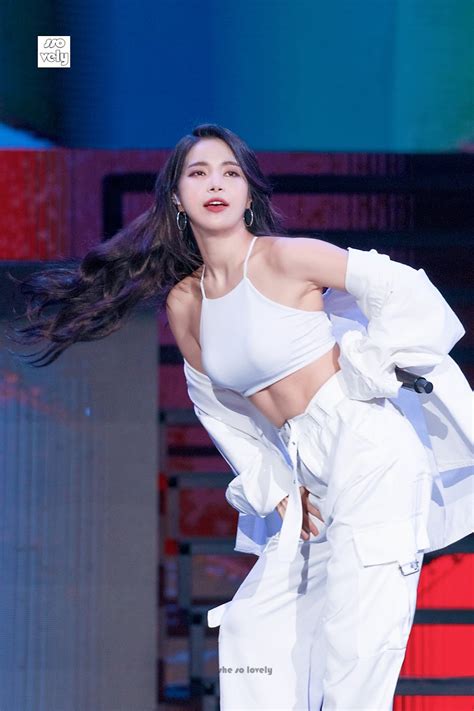 10 Devilishly Sexy Photos Of MAMAMOO S Solar S Glorious Abs That Ll