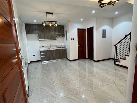 DE FOR SALE 2BR Townhouse In Vista Verde Executive Village Cainta