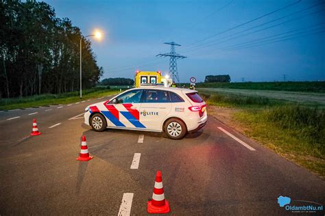 Twee Gewonden Bij Ongeval Op N367 Motorrijder Te Water Na Botsing Met