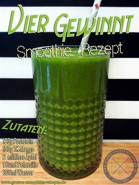 Grüner Smoothie mit Postelein Petersilie Mango und Apfel Grüne