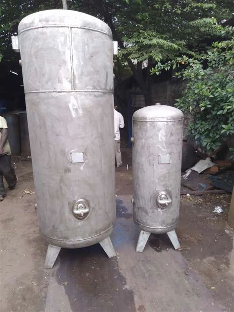 1000 Tank SS Tank 304 Grade For Industrial Storage Capacity 25000