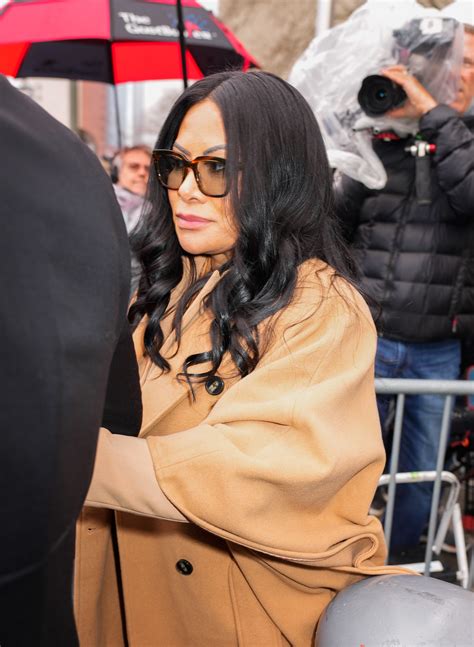 Rhoslc Star Jen Shah Reports To Prison After Fraud Case I Know All News