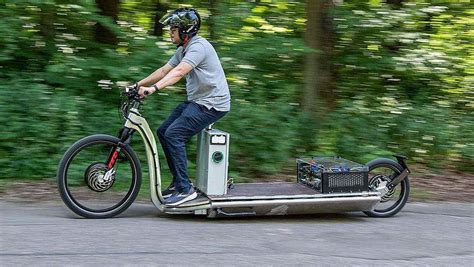 2024 Recuperation Electric Cargo Moped Generates Electricity When