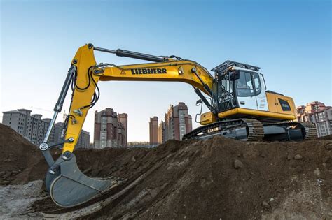 Liebherr R Litronic Crawler Excavator Hp Specification And