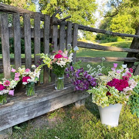 Diy Flower Buckets Mixed Old Barn Flower Farm Uxbridge On
