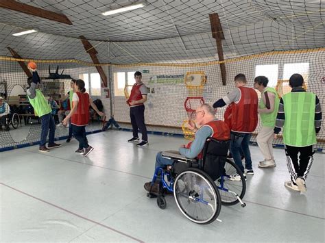 Dans La Manche Le Home Ball Est Loccasion De Rendre Le Sport Inclusif