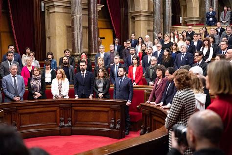 El Parlament Guarda Un Minuto De Silencio Por Los Fallecidos En La Mina